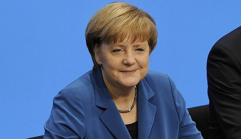 Stranački kolege napali Merkel: 'Objavite oglase u novinama da migranti prestanu dolaziti'