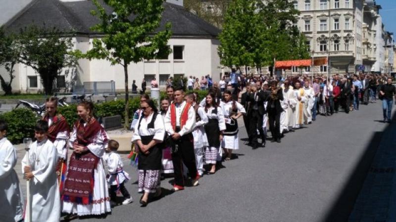 FOTOGALERIJA Hrvati Salzburga proslavili Tijelovo