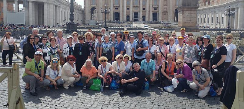 FOTO VIJEST Papa pozdravio Hrvate iz Stuttgarta i blagoslovio ih