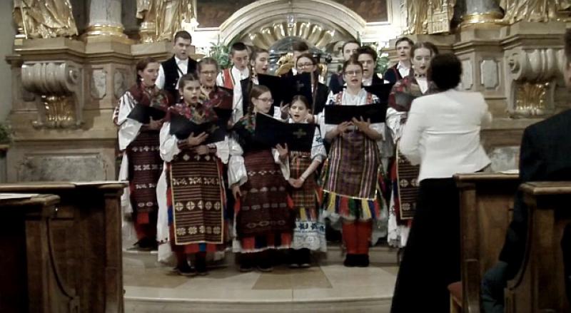 (FOTO, VIDEO) RADUJTE SE NARODI Održan hrvatski božićni koncert u Salzburgu