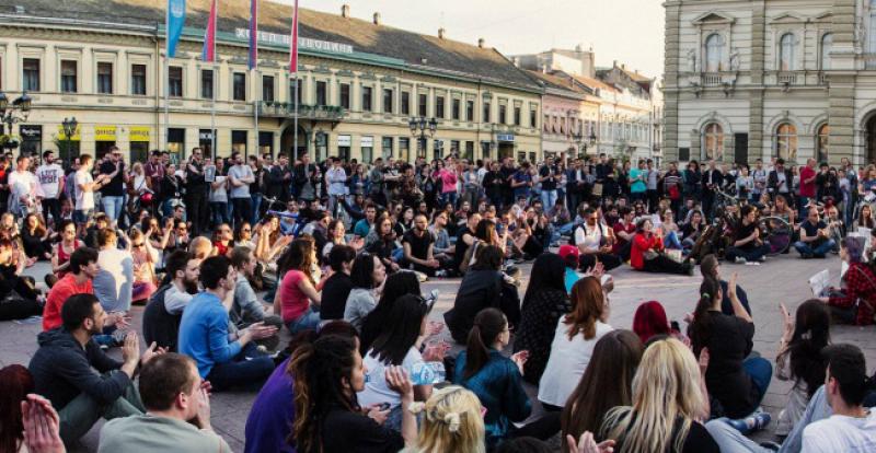 'VOJVODINA PROTIV DIKTATURE' Mladi prosvjedovali protiv Vučića: 'Ili on ili mi'