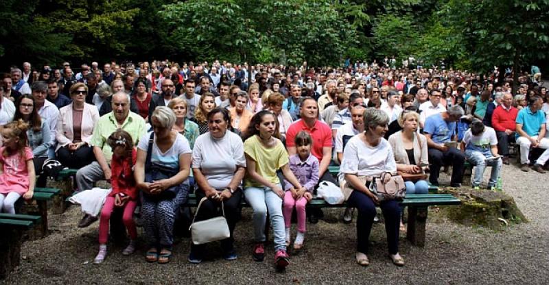 HODOČAŠĆE HRVATA RAJNSKO-MAJNSKOG PODRUČJA Vjernici pohodili Marienthal