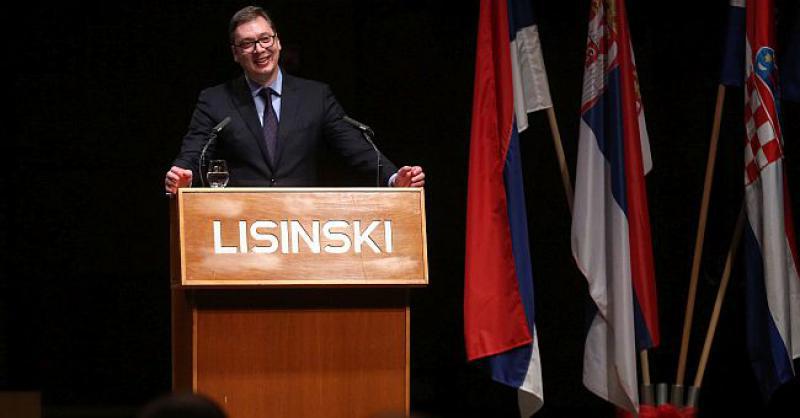 VUČIĆ OSUDIO ŠEŠELJEVO DIVLJAŠTVO Pa onda izmislio da su se u Zagrebu prije njegovog posjeta palile srpske zastave i opet napao Stepinca