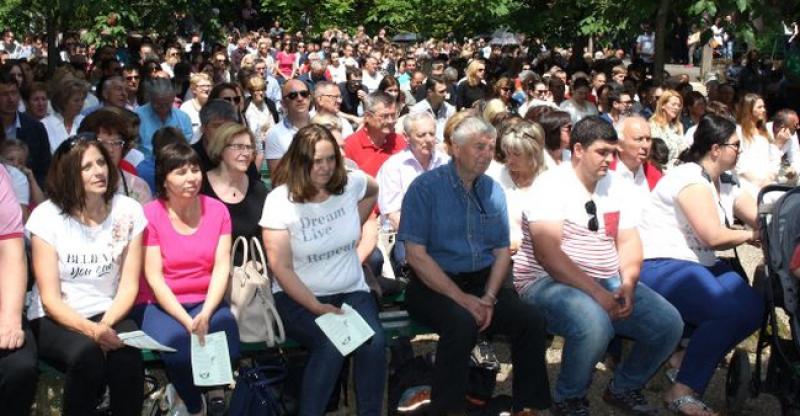 (FOTO) TRADICIONALNO NA DUHOVSKI PONEDJELJAK Hrvatski vjernici Rajnsko-majnskog područja hodočastili u Marienthal