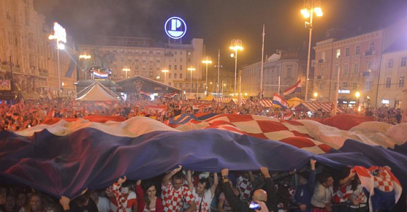 MALO NAS JE, AL' NAS IMA Hrvatska je postala zemlja s najmanje stanovnika u finalu Svjetskog prvenstva još od 1950. godine