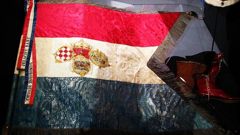 KAKVA  PODUDARNOST Hrvatska trobojnica istaknuta je u svemiru 170 godina nakon što ju je ban Jelačić prvi put službeno upotrijebio