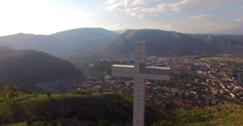 (VIDEO) PJESMA ĆE VAS MOŽDA RASPLAKATI Hercegovačka mladost progovorila o bolnoj zbilji