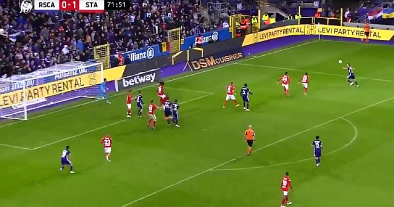 (VIDEO) KAKAV GOL! Ivan Santini zabio 'nemoguće' u velikom derbiju, pogledajte tu majstoriju