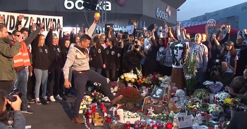 (VIDEO) VRIJE U BANJOJ LUCI Deseci tisuća ljudi na ulici u najvećem prosvjedu protiv Dodika: 'Kaznit ćemo zločince i ubojice'