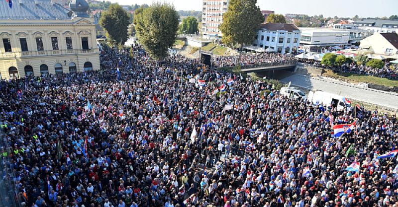 POLICIJA OBJAVILA KOLIKO JE U VUKOVARU BILO PROSVJEDNIKA Organizatori se ne slažu