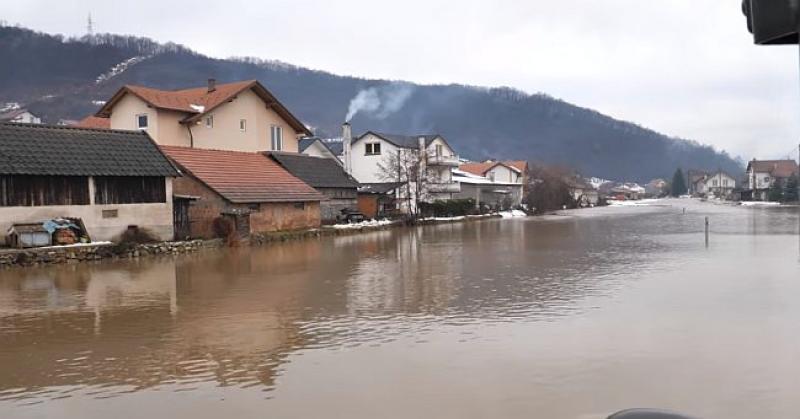 (VIDEO) POTOP BIBLIJSKIH RAZMJERA Zastrašujući prizori iz središnje Bosne