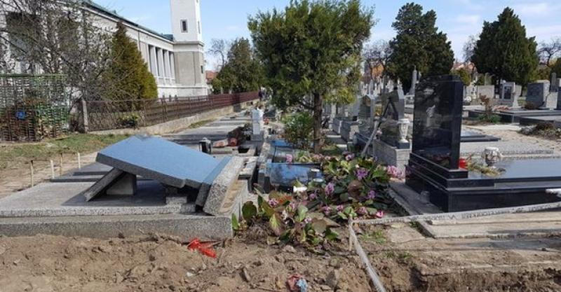 ZBOG VANDALIZIRANJA KATOLIČKOG GROBLJA Uhićena dvojica, još troje na slobodi