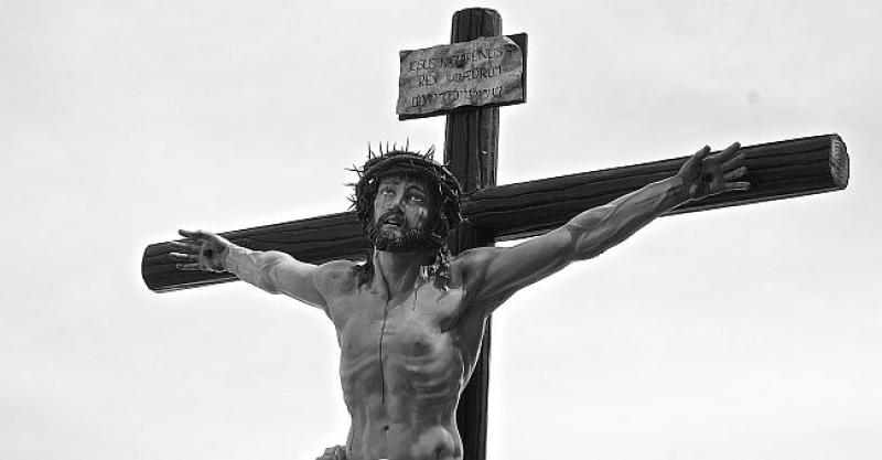 VELIKI JE PETAK Prisjećamo se Isusove muke i smrti na križu