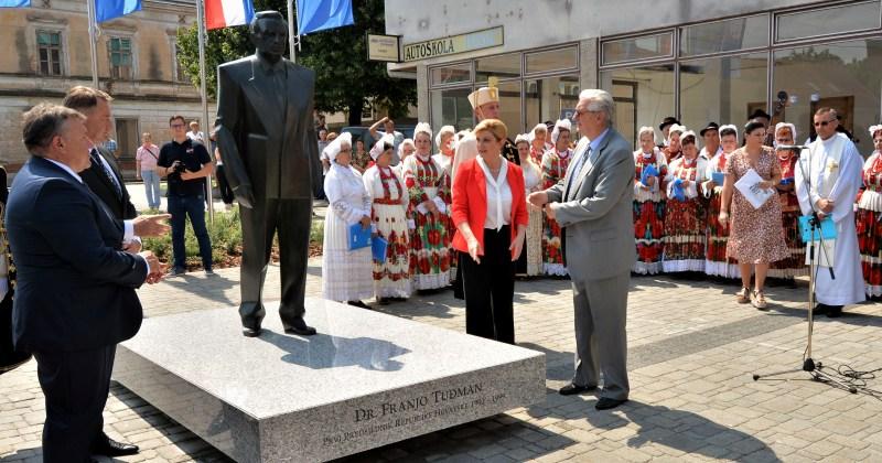 PREDSJEDNICA Radi mira i budućnosti oprostili smo puno toga, ali ratne zločine moramo istražiti i procesuirati