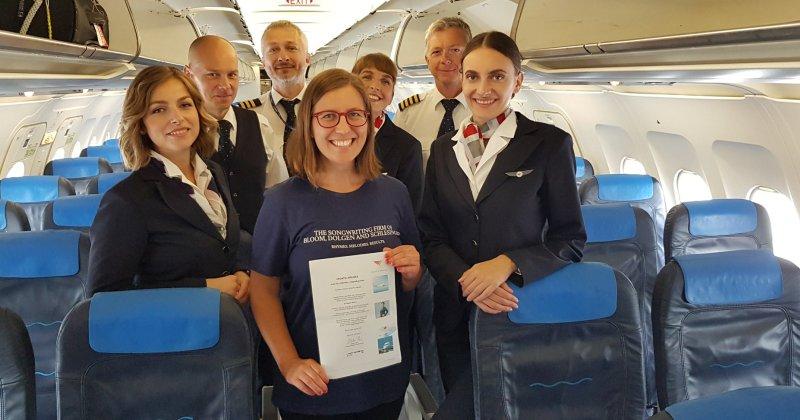 CROATIA AIRLINES SLAVI 30. ROĐENDAN Čestitke stižu sa svih strana!