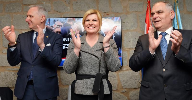 KOLINDA JE BOLJI IZBOR OD ZOKIJA No, i od nje se, ako bude izabrana za predsjednicu, očekuje da bude kritičnija prema odnarođivanju vlasti