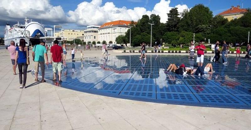 NIJEMCI NE MARE ZA AUSTRIJSKE MJERE Samo prošli vikend u Hrvatsku ih došlo 80 tisuća