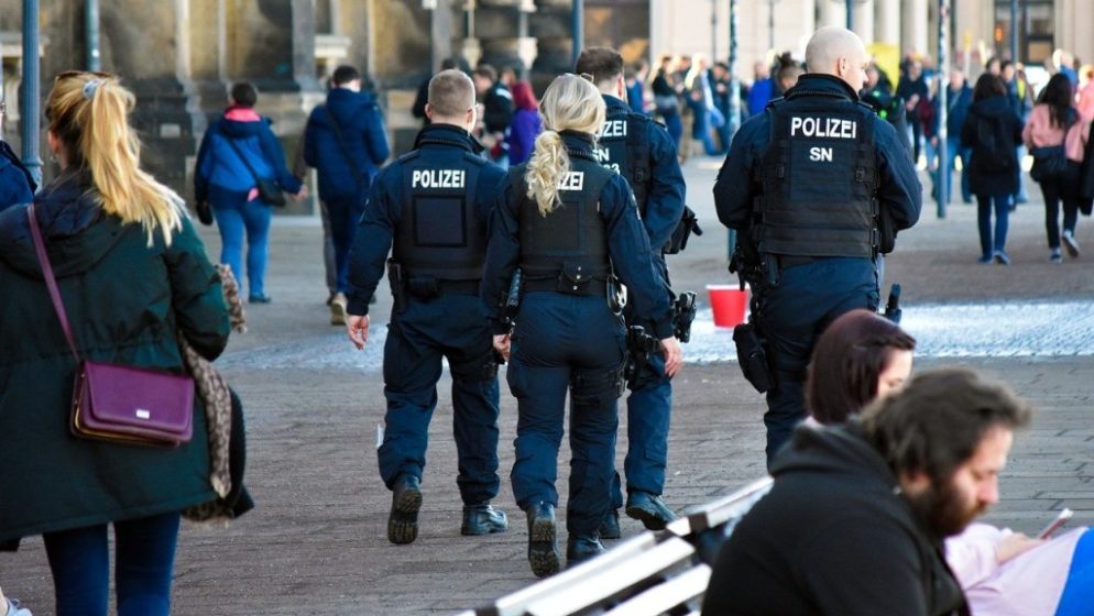 Njemačka policija provodi pretrese u Kasselu, Osnabrücku i Pinnenbergu pored Hamburga