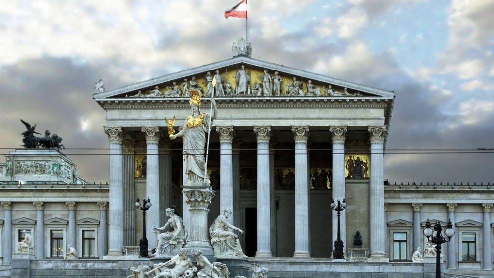 Austrijska vlada naredila zatvaranje ‘radikalne džamije’ nakon atentata u Beču