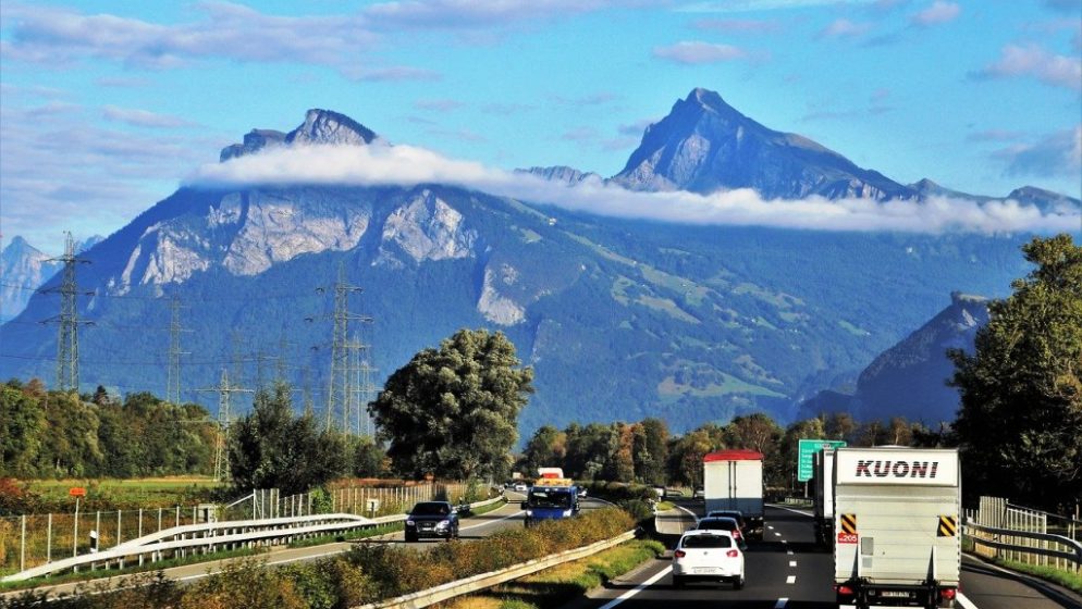 Europska komisija predlaže postupno ukidanje ograničenja za putovanja u EU-u