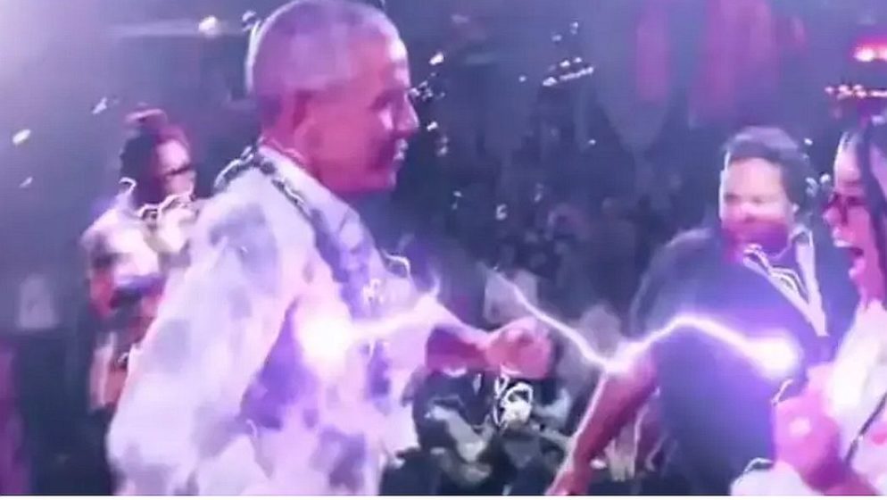 (FOTO) Obamin korona-party: Procurila snimka velike zabave