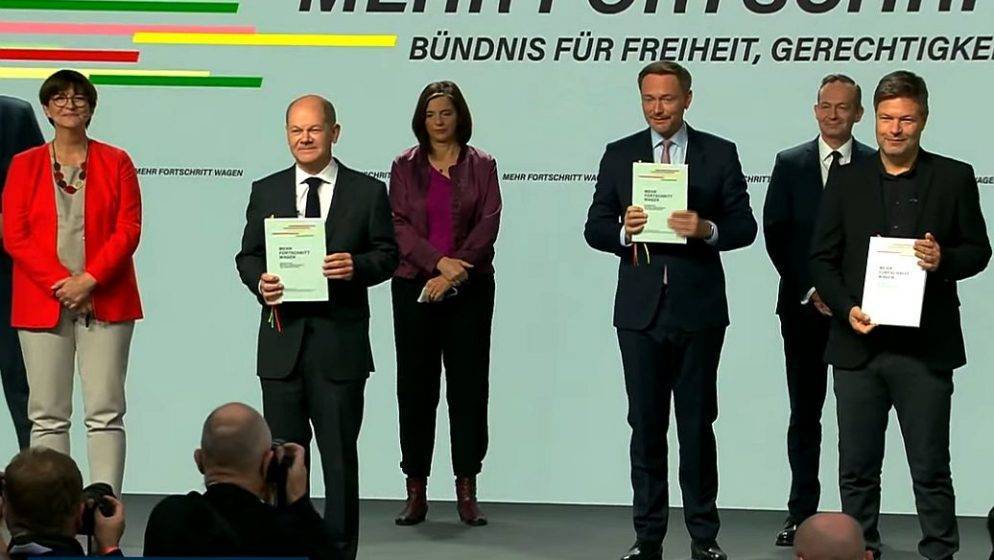 Njemački SPD, Zeleni i liberali potpisali ugovor o formiranju nove vlade
