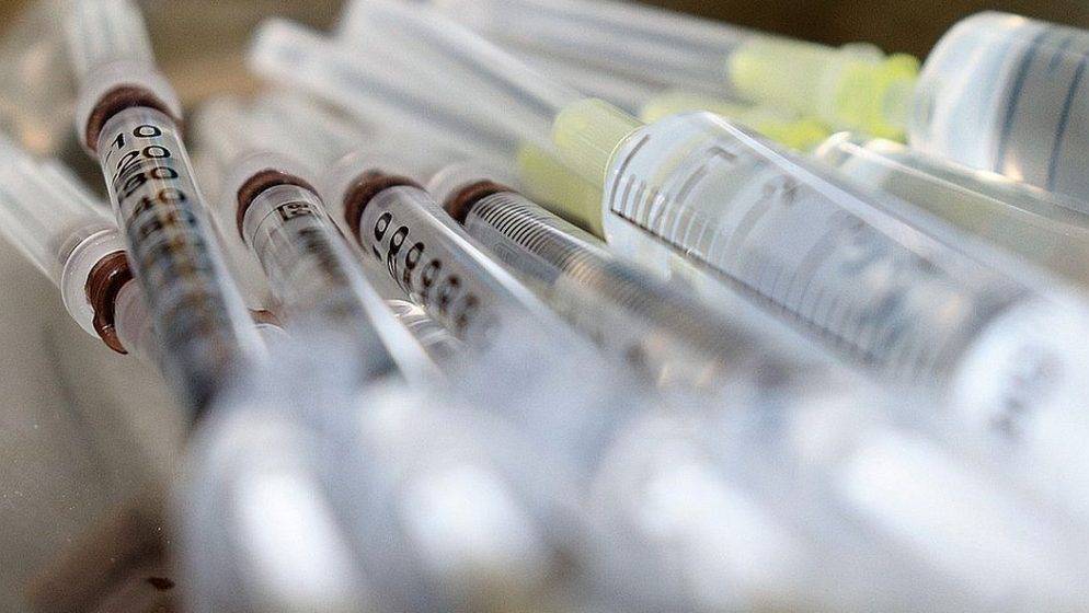 Obavezno cijepljenje protiv covida u još jednoj europskoj zemlji?
