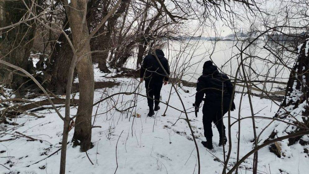 (FOTO) MUP Srbije ima novosti o potrazi za Perišem, policija detaljno pretražuje otok gdje je zadnji put uhvaćen signal mobitela