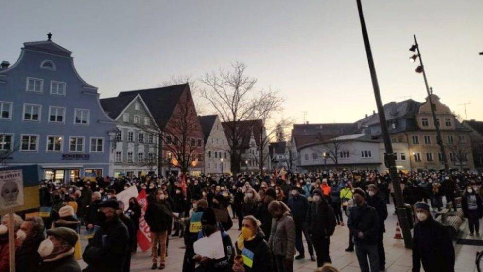 Nijemci nastavljaju s antiratnim prosvjedima! Gradonačelnik Memmingena: ‘Černihiv je naš prijateljski grad više od 30 godina’