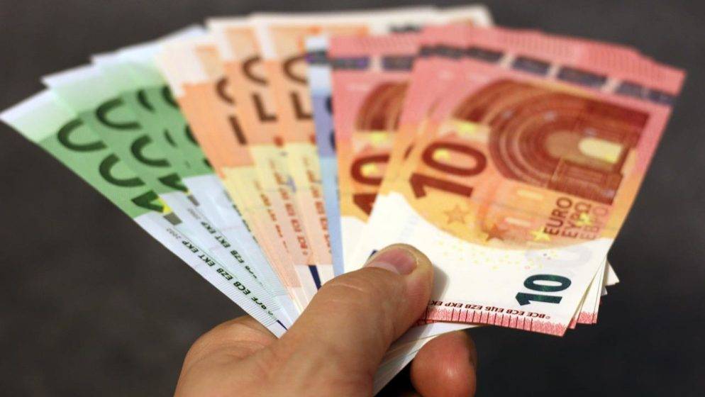 Njemačka povećala minimalnu satnicu! Od listopada bogatiji novčanici preko 6 milijuna onih koji primaju manje od 12 eura po satu