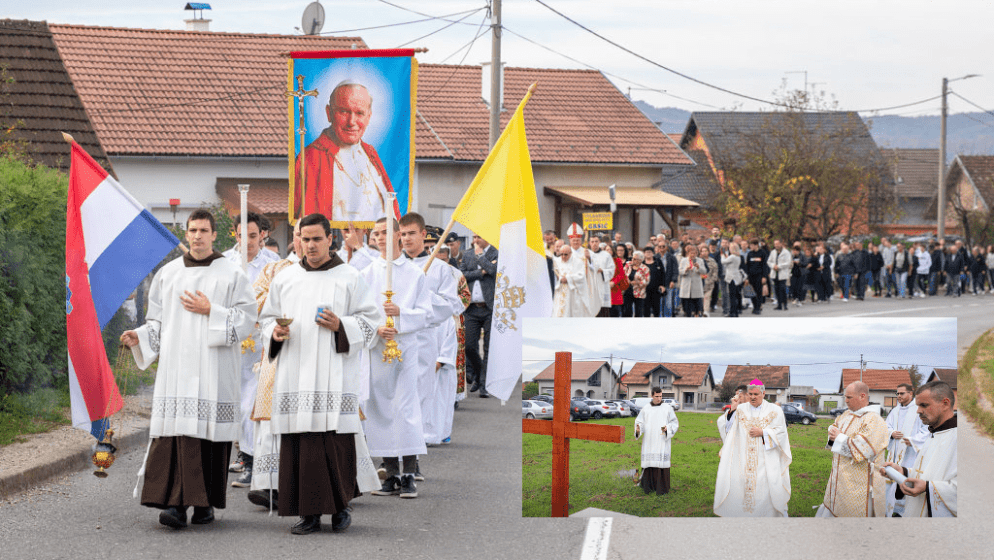 Sisački biskup Vlado Košić blagoslovio gradilište i kamen temeljac buduće crkve Sv. Ivana Pavla II. u Petrinji