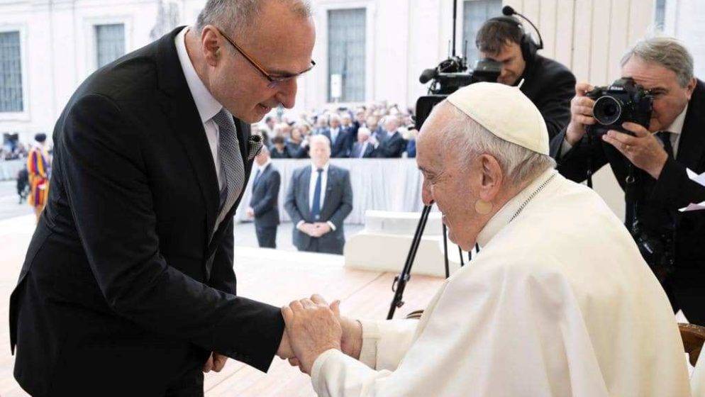 Nakon audijencije kod pape Franje, održao sastanak sa šefom vatikanske diplomacije Gallagherom