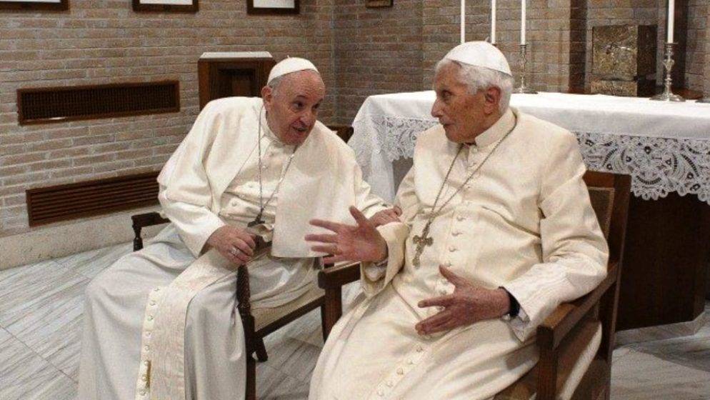 Stanje Benedikta XVI. pogoršalo se u zadnjih nekoliko sati