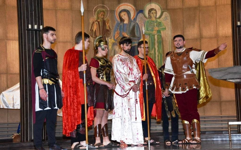 Mladi iz Hrvatske katoličke misije Aargau emotivnom izvedbom Muke Isusove ostavili vjernike bez daha