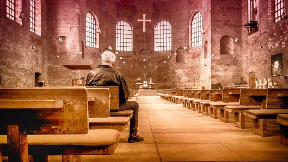'Izmolio sam tisuće oče naša i krunica i ništa': Svjedočanstvo svećenika koji je puno molio ali malo dobivao, sve dok nije shvatio što je krivo činio
