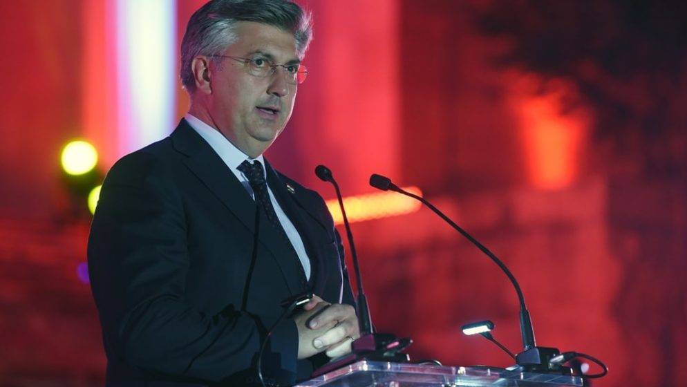 PLENKOVIĆ u Splitu najavio donošenje novog zakona o medijima! NE ZABORAVITE, PREMIJERU, i mediji u iseljeništvu su ‘prozor u svijet’