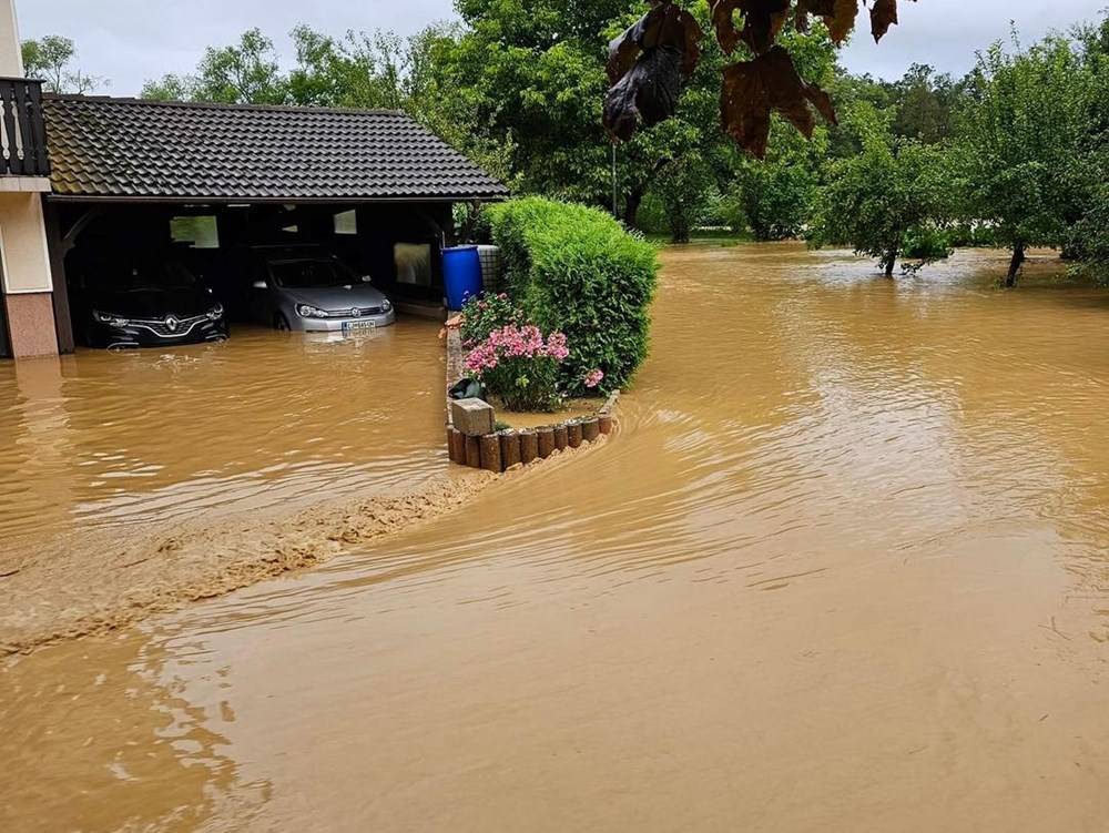 Rekordne padaline uzrokovale poplave u sjevernom dijelu Slovenije