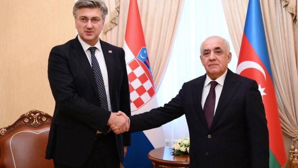 Plenković u Bakuu o jačanju ekonomske suradnje, Karabahu i razminiranju