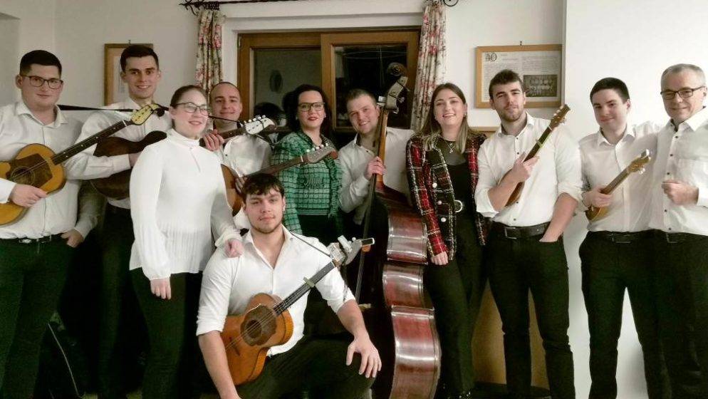 Bečki tamburaški orkestar oduševio publiku na svom prvom velikom božićnom koncertu