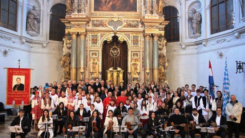U Hrvatskoj katoličkoj župi u Münchenu četiri puta više rođenih nego umrlih Hrvata