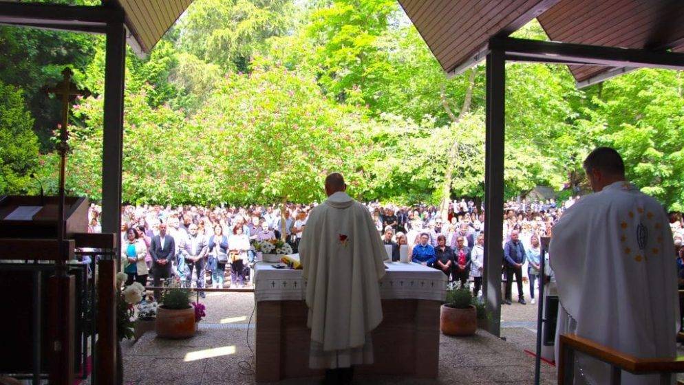 Na Duhovski ponedjeljak više od tisuću Hrvata hodočastilo u svetište Marienthal