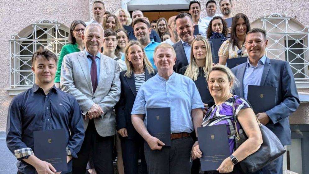 Prisegnuli novi hrvatski državljani u Generalnom konzulatu Republike Hrvatske u Münchenu