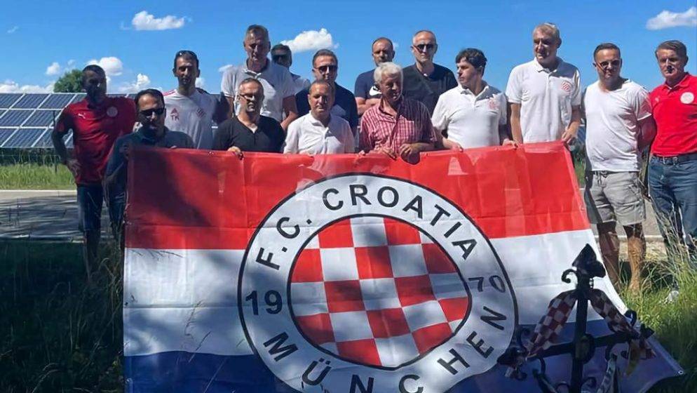 Članovi FC Croatia München obilježili 60. rođendan Dražena Petrovića