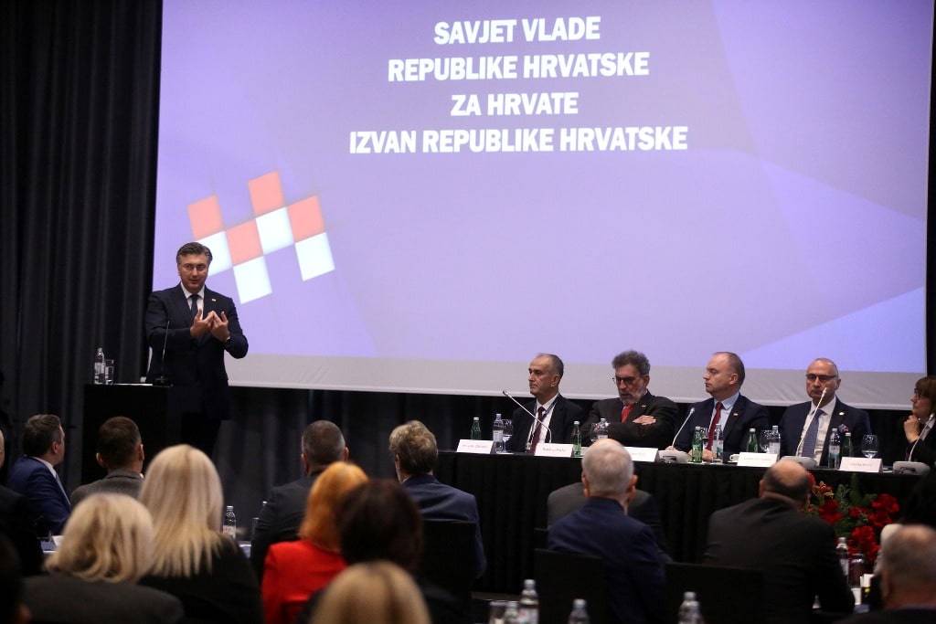 Premijer Plenković pozvao Hrvate izvan Hrvatske da vladi predlože 'velike projekte'