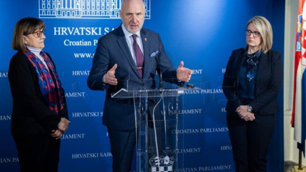 Tvrdnje da su Hrvati iza prosvjeda u Srbiji nastavak su politike govora mržnje