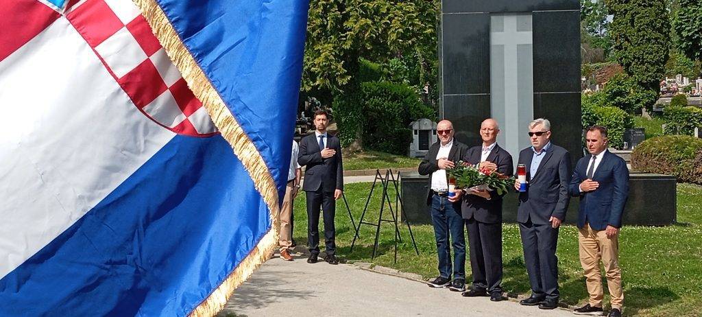 Navršila se 27. godišnjica smrti Gojka Šuška, ratnog ministra obrane RH! Umirovljeni general Rojs: 'Njegovo srce gorjelo je za slobodnu i neovisnu Hrvatsku, za hrvatski narod, kako u dijaspori tako i u Herceg-Bosni'