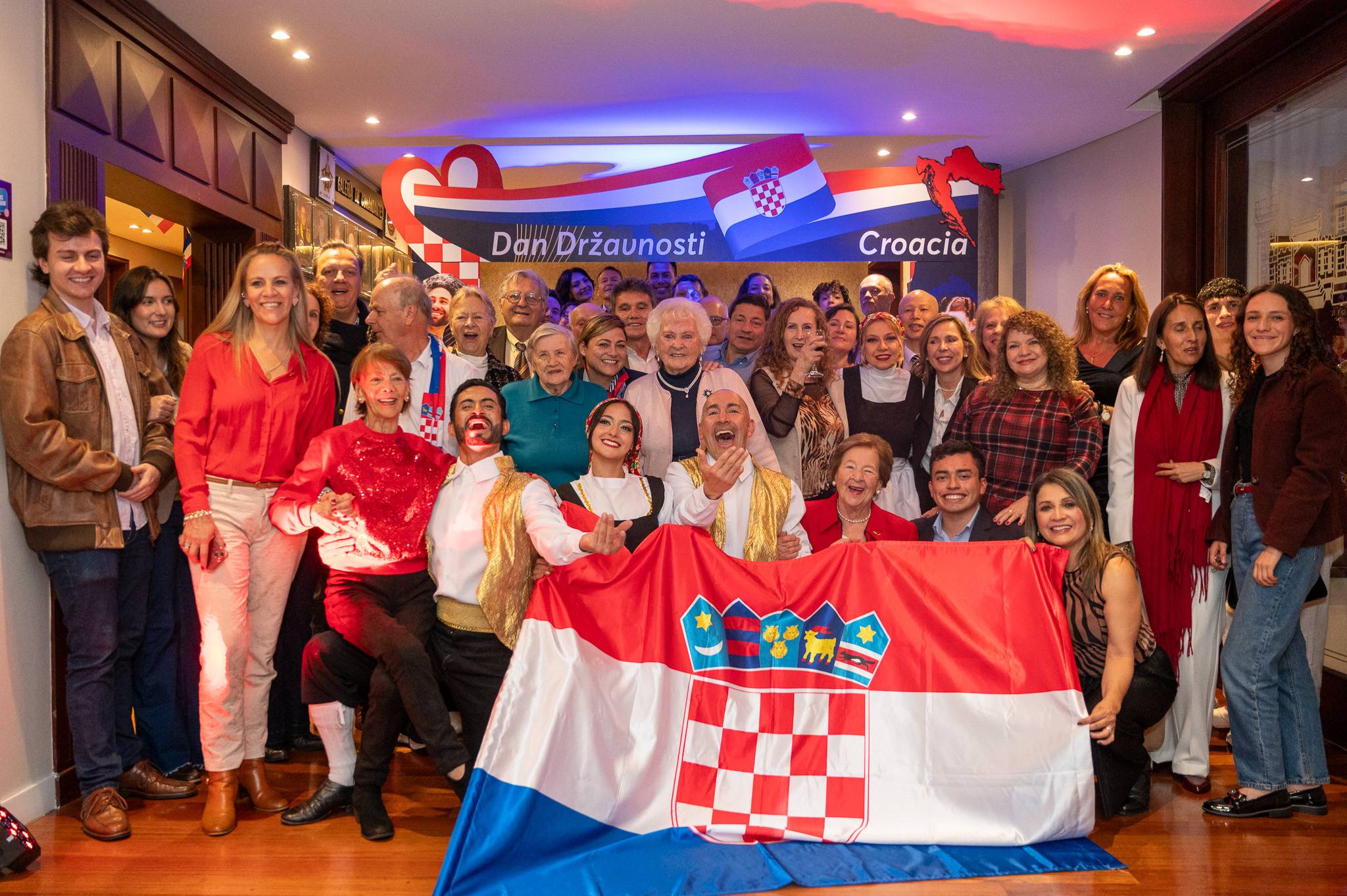 U Bogoti potpisan sporazum o suradnji između udruge useljenika hrvatskog podrijetla – 'Hrvatski korijeni', Gospodarske komore Kolumbija-Hrvatska i udruge Somos Colombo Croata